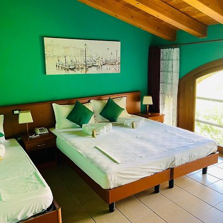 Hotel Al Bosco Sona Luaran gambar